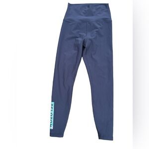Peloton Cadence Capri Leggings  Size‎ Small Very Dark Gray Box Logo